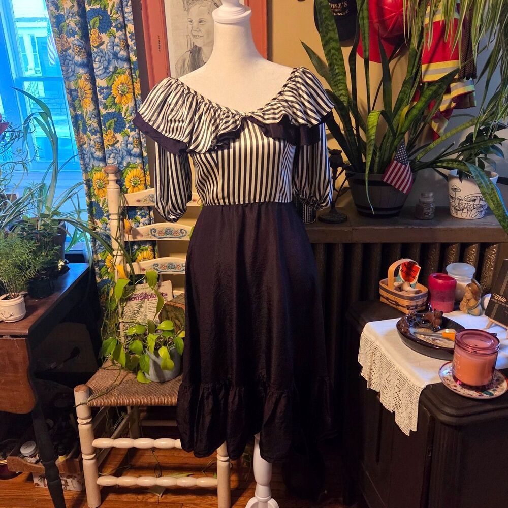Vintage 1970s Prairie Peasant Dress Black Stripe Off Shoulder Ruffle Size XS